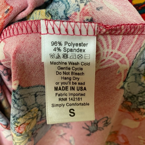 ⚡️FLASH SALE⚡️NWT LuLaRoe Perfect Tee Floral Small - Picture 4 of 5